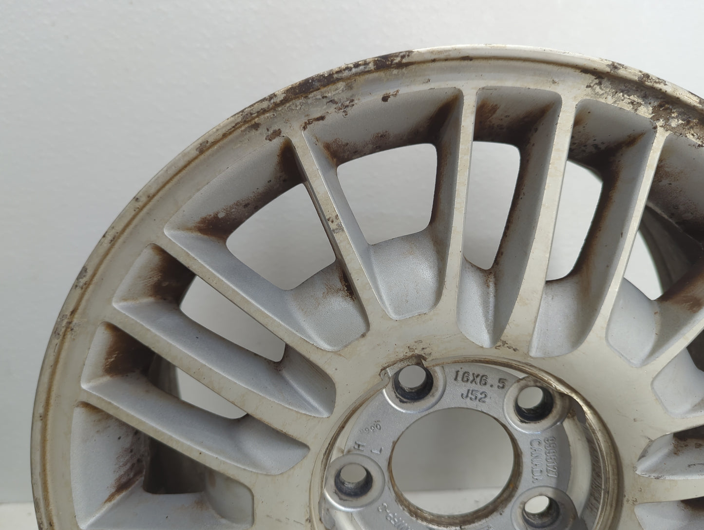 2002-2002 Chevrolet Impala Oem Wheel Rim 938063 - Oemusedautoparts1.com