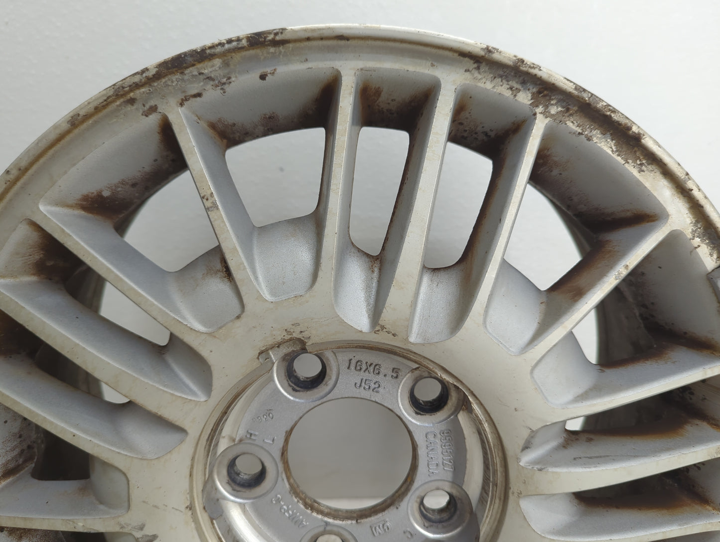 2002-2002 Chevrolet Impala Oem Wheel Rim 938063 - Oemusedautoparts1.com