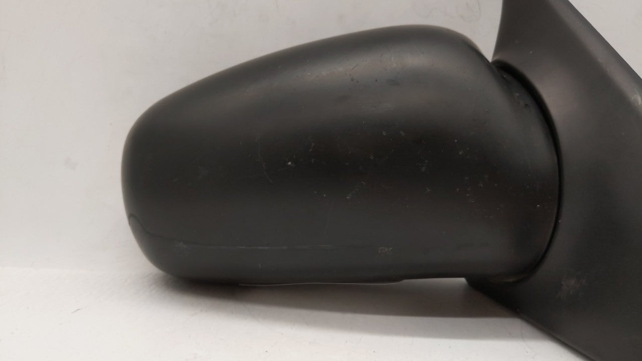 1997-2003 Chevrolet Malibu Passenger Right Side View Manual Door Mirror - Oemusedautoparts1.com