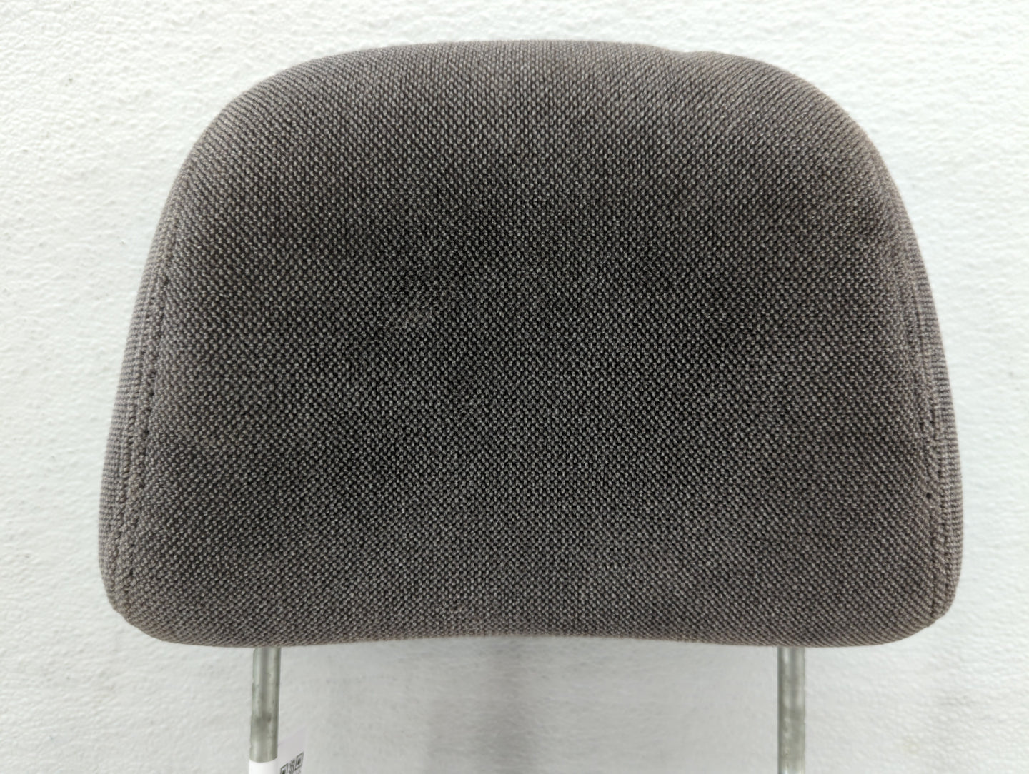 2002-2005 Chevrolet Malibu Headrest Head Rest Front Driver Passenger Seat Fits Fits 2002 2003 2004 2005 OEM Used Auto Parts 