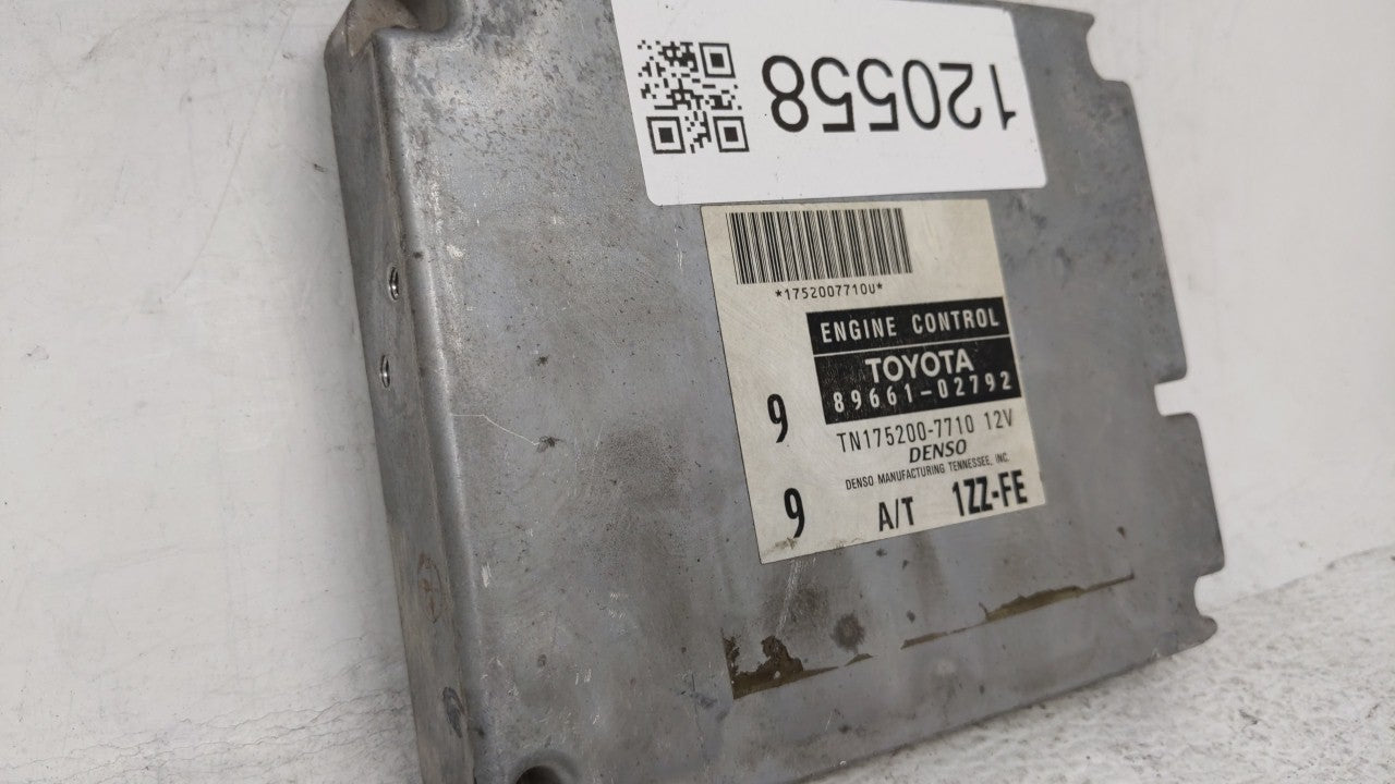 2001-2002 Chevrolet Prizm PCM Engine Control Computer ECU ECM PCU OEM P/N:89661-02792 Fits Fits 2001 2002 OEM Used Auto Part