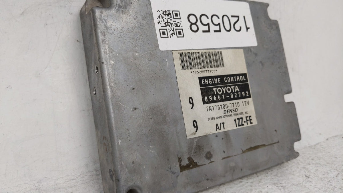 2001-2002 Chevrolet Prizm PCM Engine Control Computer ECU ECM PCU OEM P/N:89661-02792 Fits 2001 2002 OEM Used Auto Parts - O