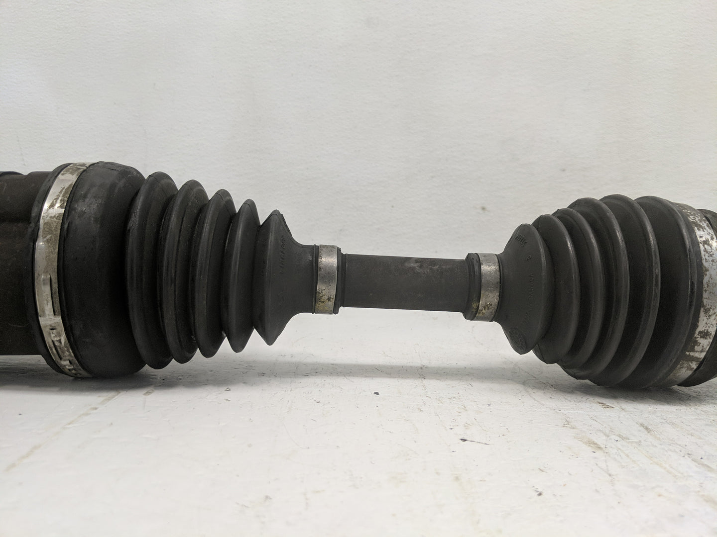 Chevrolet S10 Blazer Axle Shaft Front Driver Cv C/v - Oemusedautoparts1.com