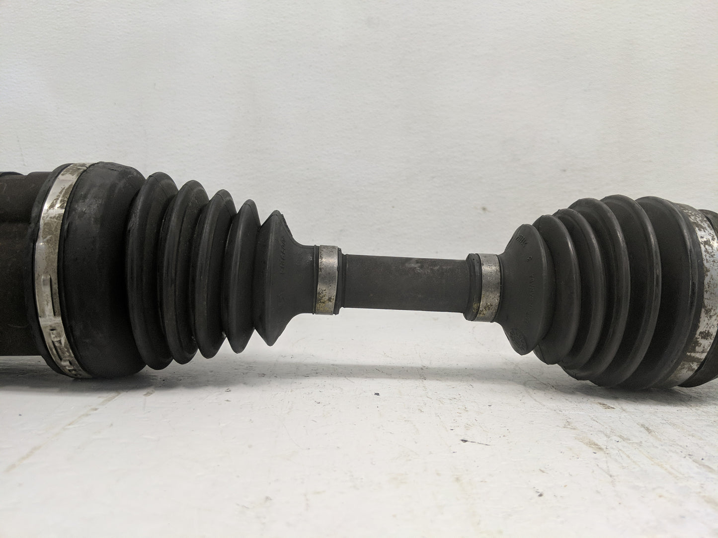 Chevrolet S10 Blazer Axle Shaft Front Driver Cv C/v - Oemusedautoparts1.com