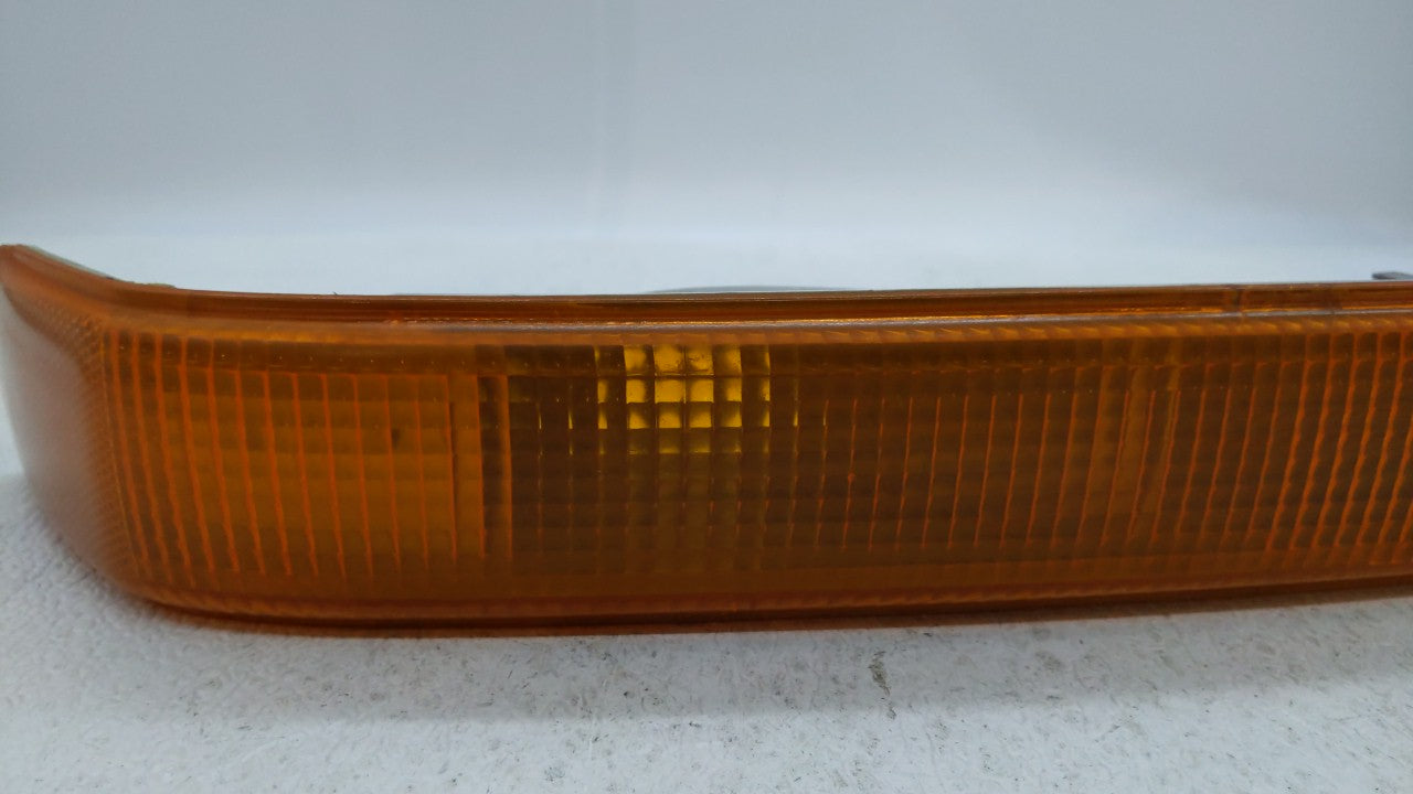 Chevrolet S10 Blazer Passenger Right Oem Front Light Lamp - Oemusedautoparts1.com