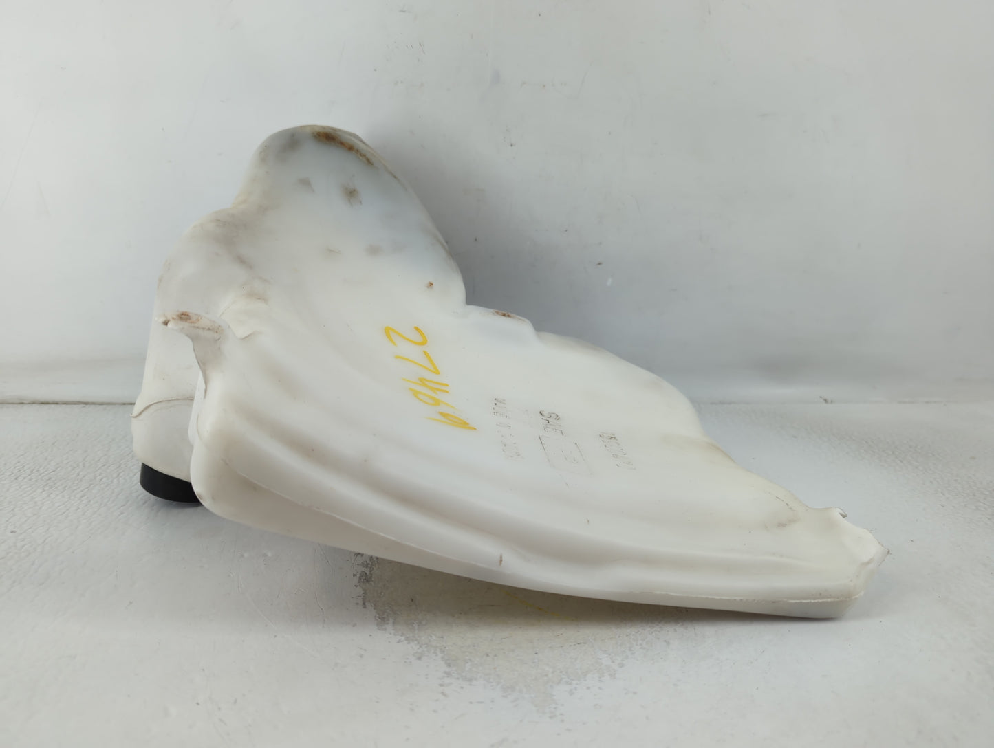 Chevrolet S10 Blazer Windshield Washer Fluid Reservoir Bottle Oem - Oemusedautoparts1.com