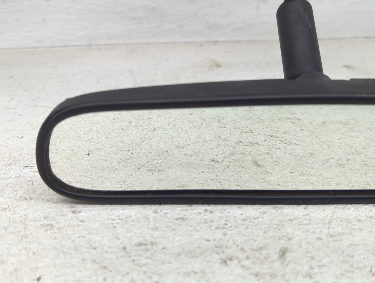 2002 Chevrolet Silverado Interior Rear View Mirror Replacement OEM P/N:E8011084 Fits OEM Used Auto Parts - Oemusedautoparts1