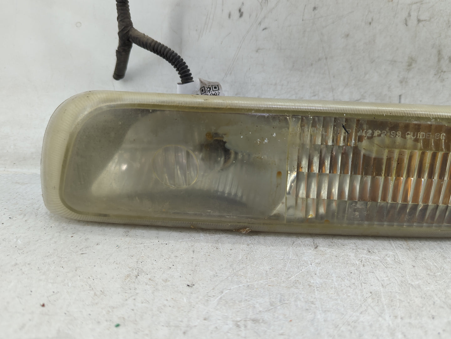 Chevrolet Silverado Driver Left Oem Fog Light Lamp - Oemusedautoparts1.com
