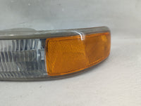 1999-2002 Chevrolet Silverado 1500 Passenger Right Oem Front Light Lamp - Oemusedautoparts1.com