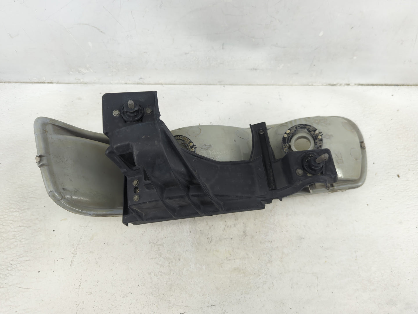 1999 Silverado 1500 Passenger Right Oem Head Light Headlight Lamp - Oemusedautoparts1.com