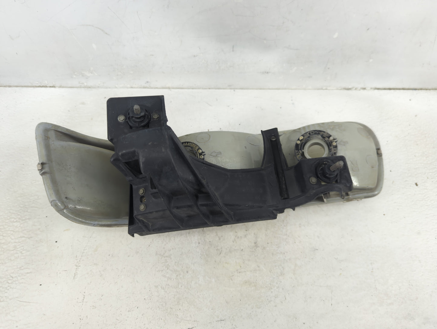 1999 Silverado 1500 Passenger Right Oem Head Light Headlight Lamp - Oemusedautoparts1.com