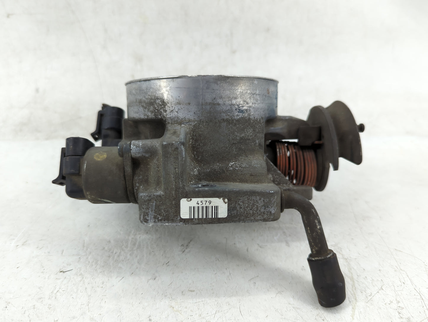 2000-2002 Chevrolet Silverado 1500 Throttle Body Fits Fits 2000 2001 2002 OEM Used Auto Parts - Oemusedautoparts1.com