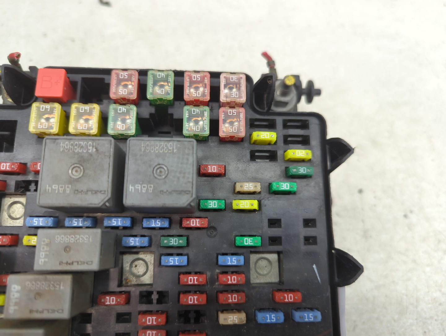 2000-2002 Chevrolet Silverado 1500 Fusebox Fuse Box Panel Relay Module Fits Fits 2000 2001 2002 OEM Used Auto Parts - Oemuse