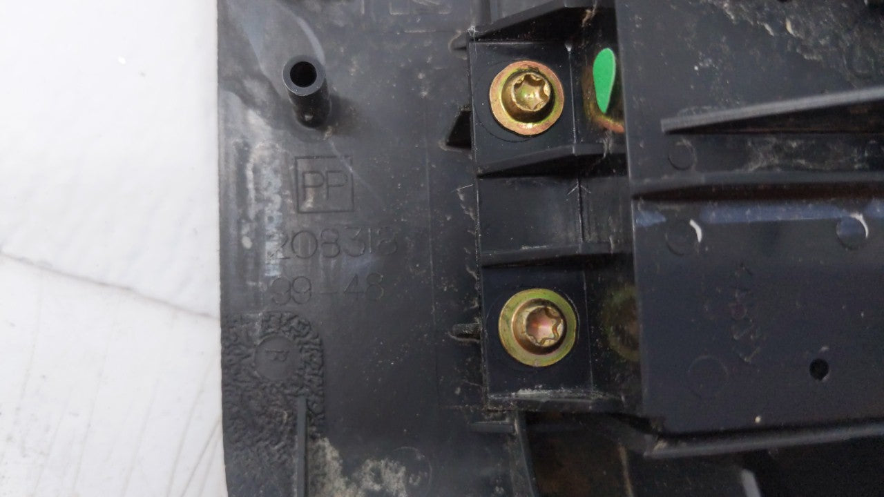 2002 Chevrolet Silverado 1500 Passeneger Right Power Window Switch - Oemusedautoparts1.com