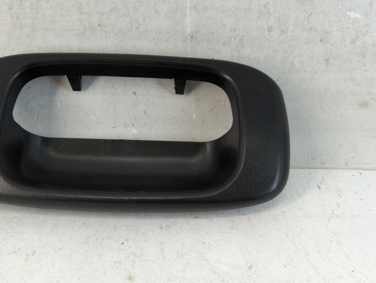 1999 Silverado 1500 Driver Rear Left Door Handle Exterior Assembly - Oemusedautoparts1.com