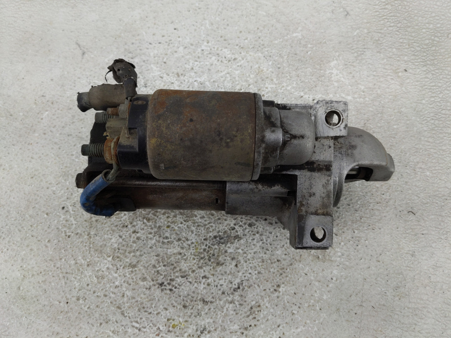 1999-2002 Chevrolet Silverado 1500 Car Starter Motor Solenoid OEM Fits Fits 1999 2000 2001 2002 2003 OEM Used Auto Parts - O