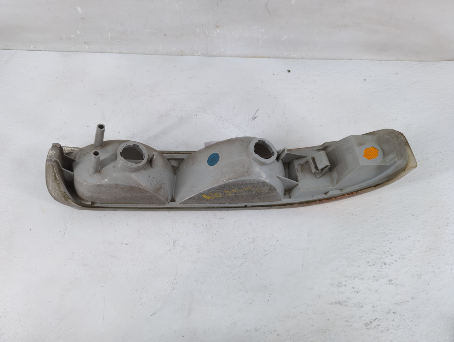 1999-2002 Chevrolet Silverado 2500 Driver Left Oem Front Light Lamp - Oemusedautoparts1.com