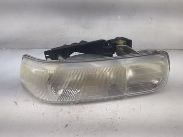 1999 Silverado 2500 Passenger Right Oem Head Light Headlight Lamp - Oemusedautoparts1.com
