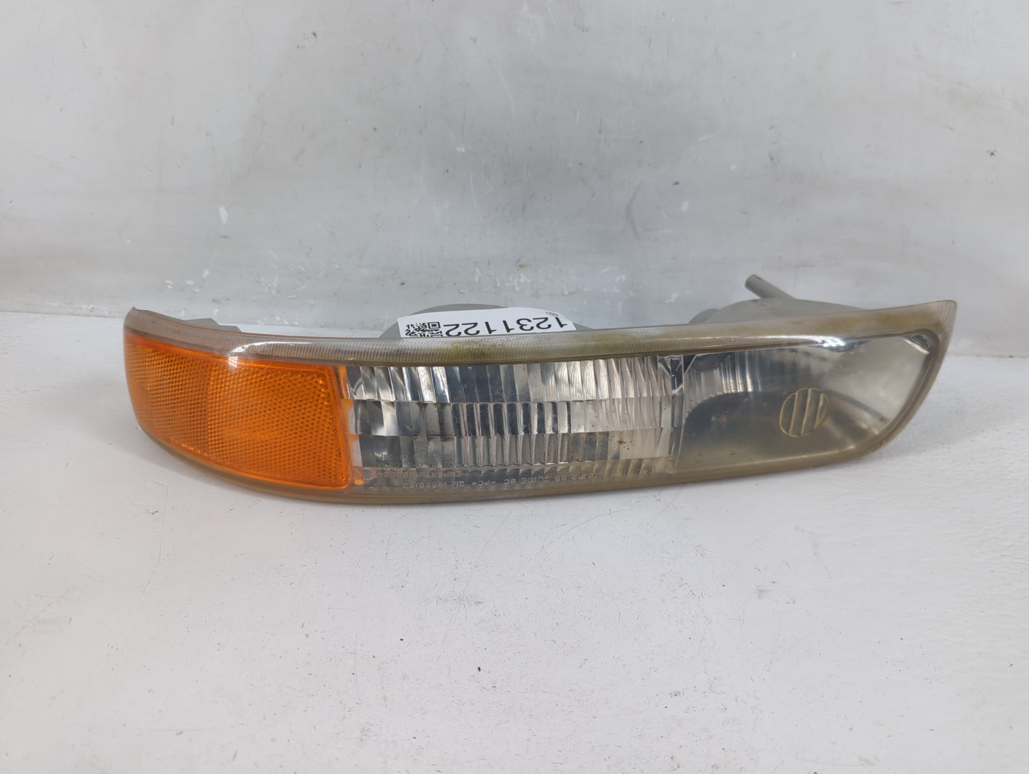 2000-2006 Chevrolet Suburban 1500 Driver Left Oem Front Light Lamp - Oemusedautoparts1.com