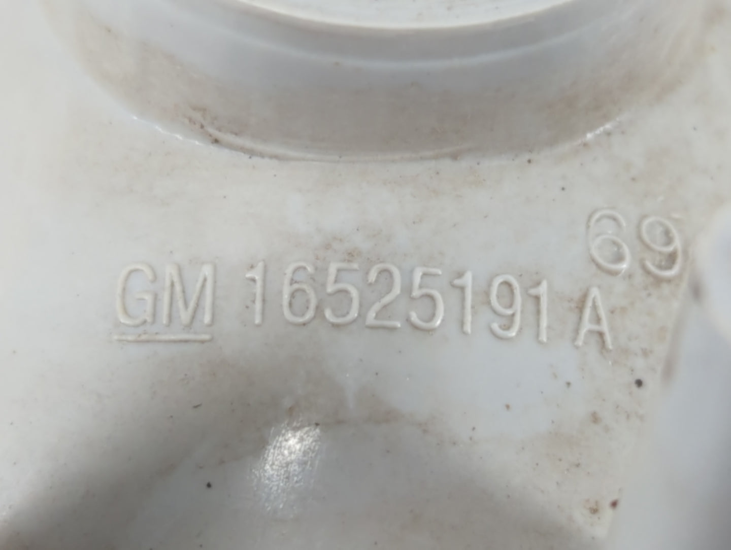 2000-2006 Chevrolet Suburban 1500 Driver Left Oem Front Light Lamp - Oemusedautoparts1.com