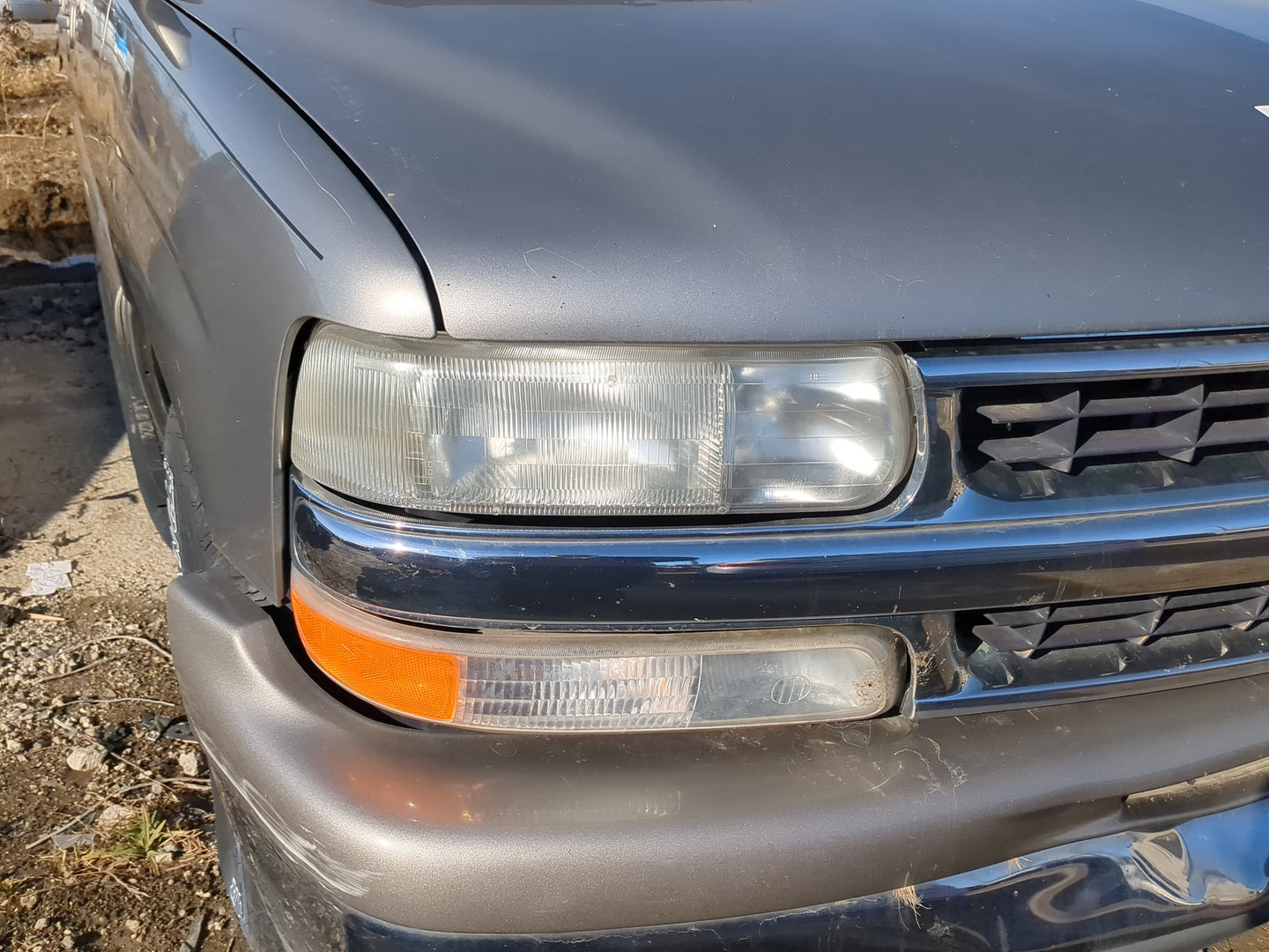 Head Lights 2002 CHEVROLET SUBURBAN 1500 - Oemusedautoparts1.com