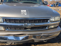 2001-2006 Chevrolet Suburban 1500 Front Grille Bumper Not Included 1232449 - Oemusedautoparts1.com