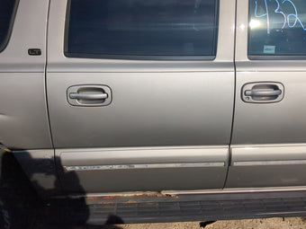 compare product 2000-2006 Chevrolet Suburban 1500 Passenger Rear Door Oem 1232515