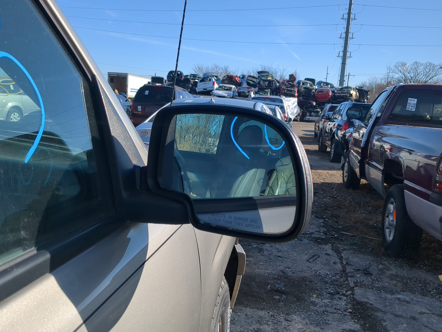 2000-2002 Chevrolet Suburban 1500 Passenger Side View Mirror - Right Door Mirror OEM Used - Oemusedautoparts1.com