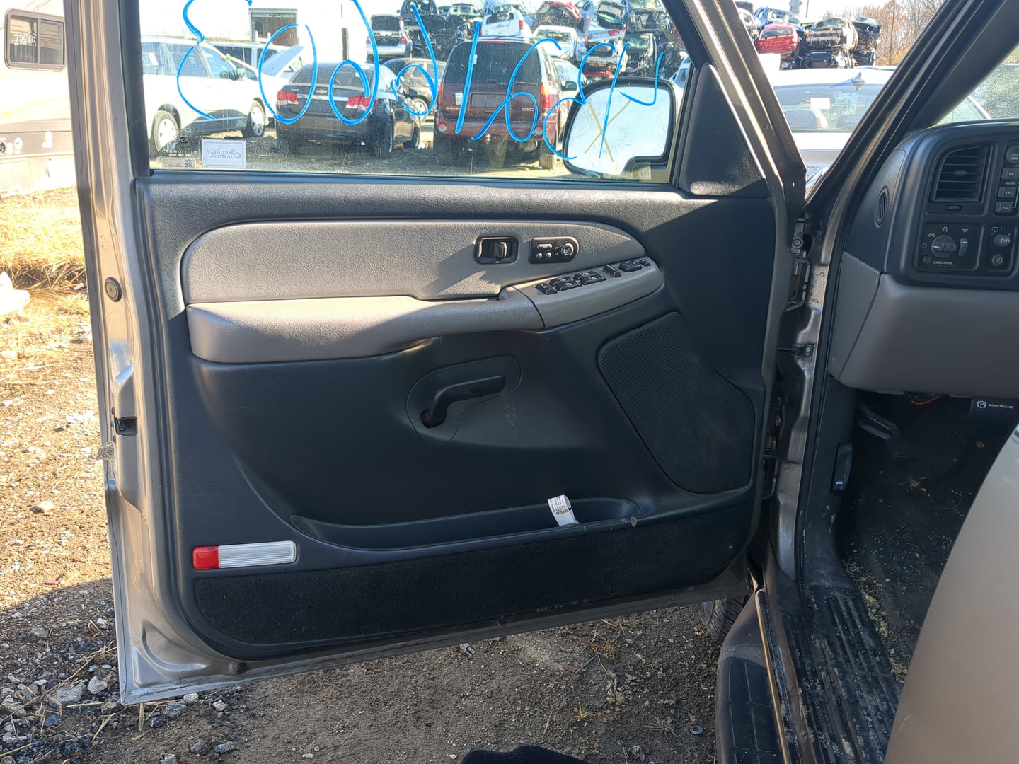 2002 Chevrolet Suburban 1500 Front Left Driver Interior Door Panel Trim - Oemusedautoparts1.com