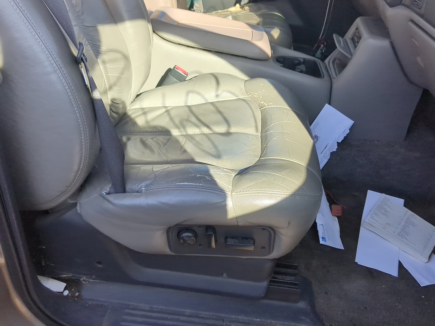 2002 Chevrolet Suburban 1500 Passenger Front Seat Oem - Oemusedautoparts1.com