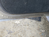 2000-2006 Chevrolet Suburban 1500 Driver Rear Door Oem - Oemusedautoparts1.com