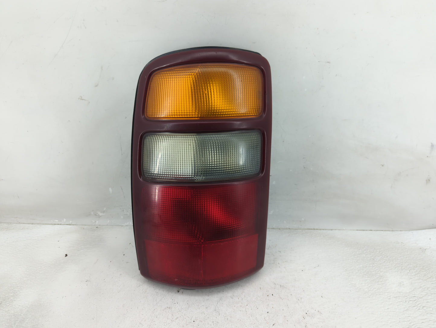 2000-2003 Chevrolet Suburban 1500 Tail Light Assembly Driver Left OEM Fits Fits 2000 2001 2002 2003 OEM Used Auto Parts - Oe