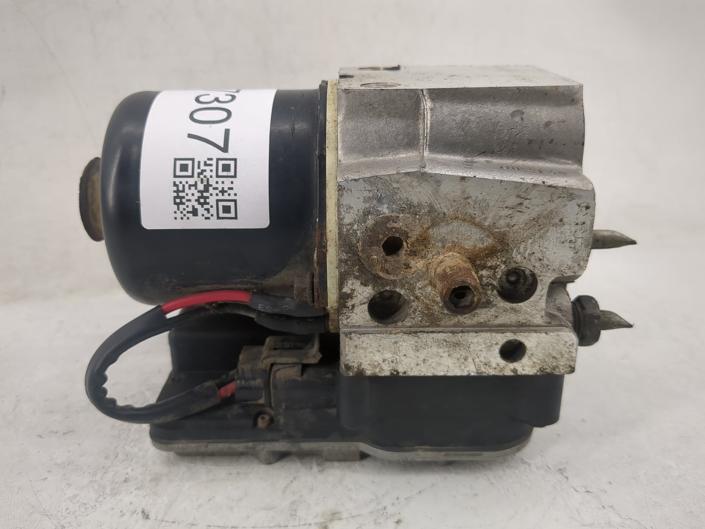 2000-2002 Chevrolet Suburban 1500 ABS Pump Control Module Replacement Fits Fits 2000 2001 2002 OEM Used Auto Parts - Oemused