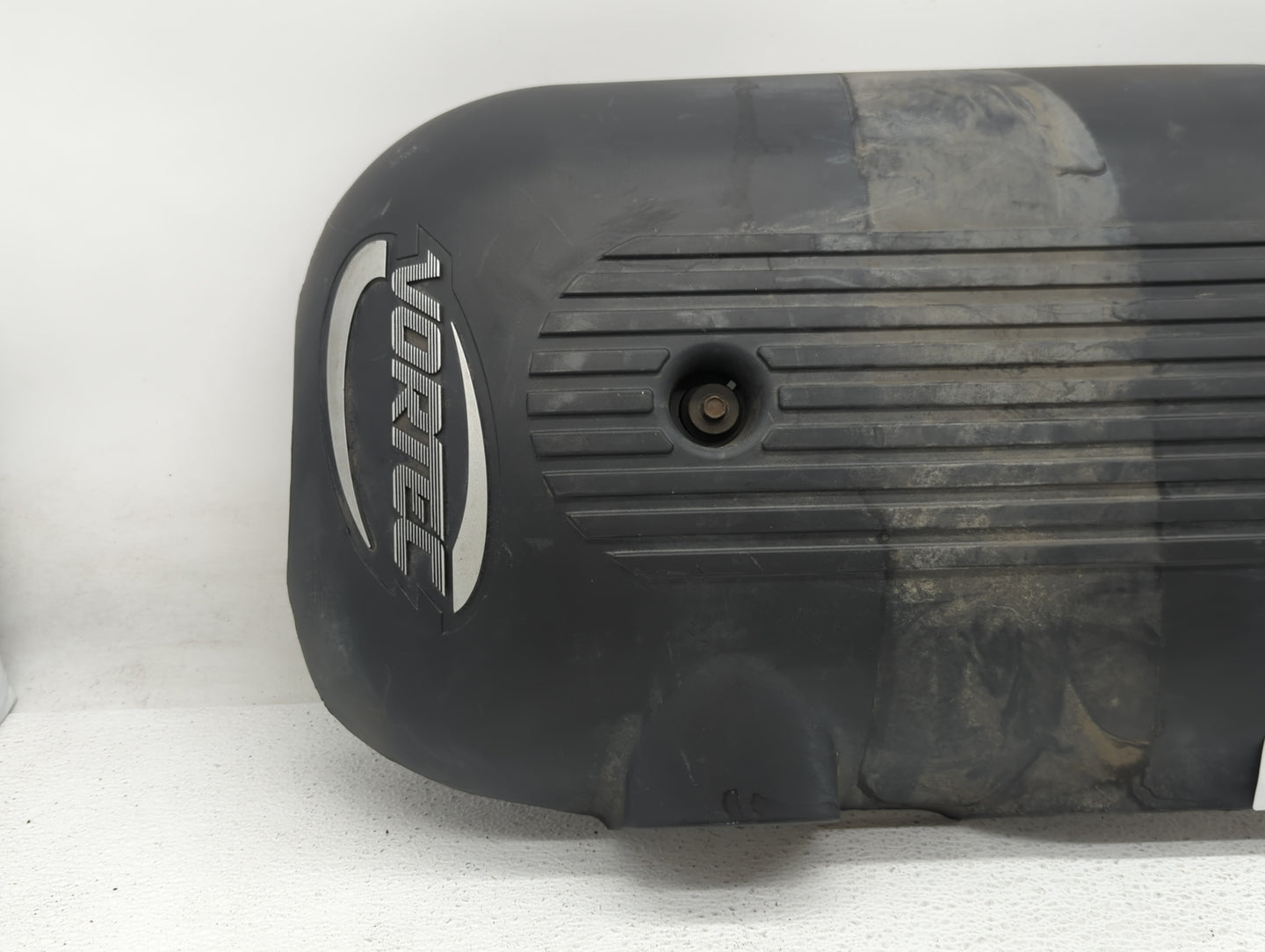 2002 Chevrolet Suburban 1500 Engine Cover - Oemusedautoparts1.com