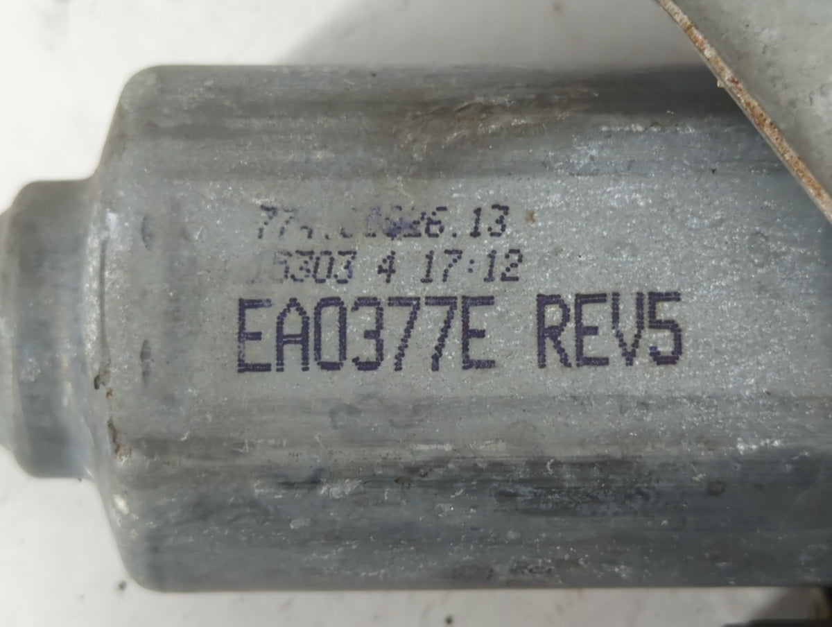 2000-2006 Chevrolet Suburban 1500 Used Window Regulator Passenger Front 775939 - Oemusedautoparts1.com