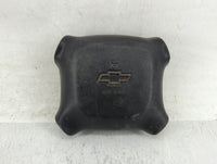 2001-2002 Chevrolet Tahoe Air Bag Driver Left Steering Wheel Mounted Fits Fits 2001 2002 2003 2004 2005 OEM Used Auto Parts 