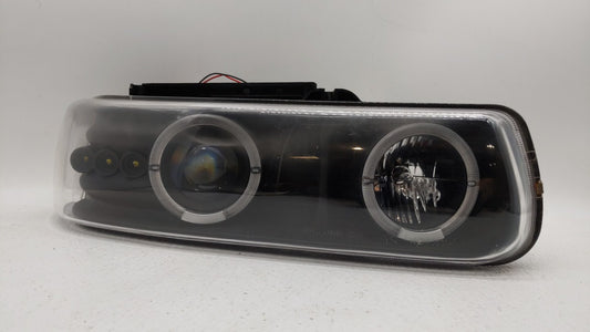 2000-2006 Chevrolet Tahoe Passenger Right Oem Head Light Headlight Lamp - Oemusedautoparts1.com
