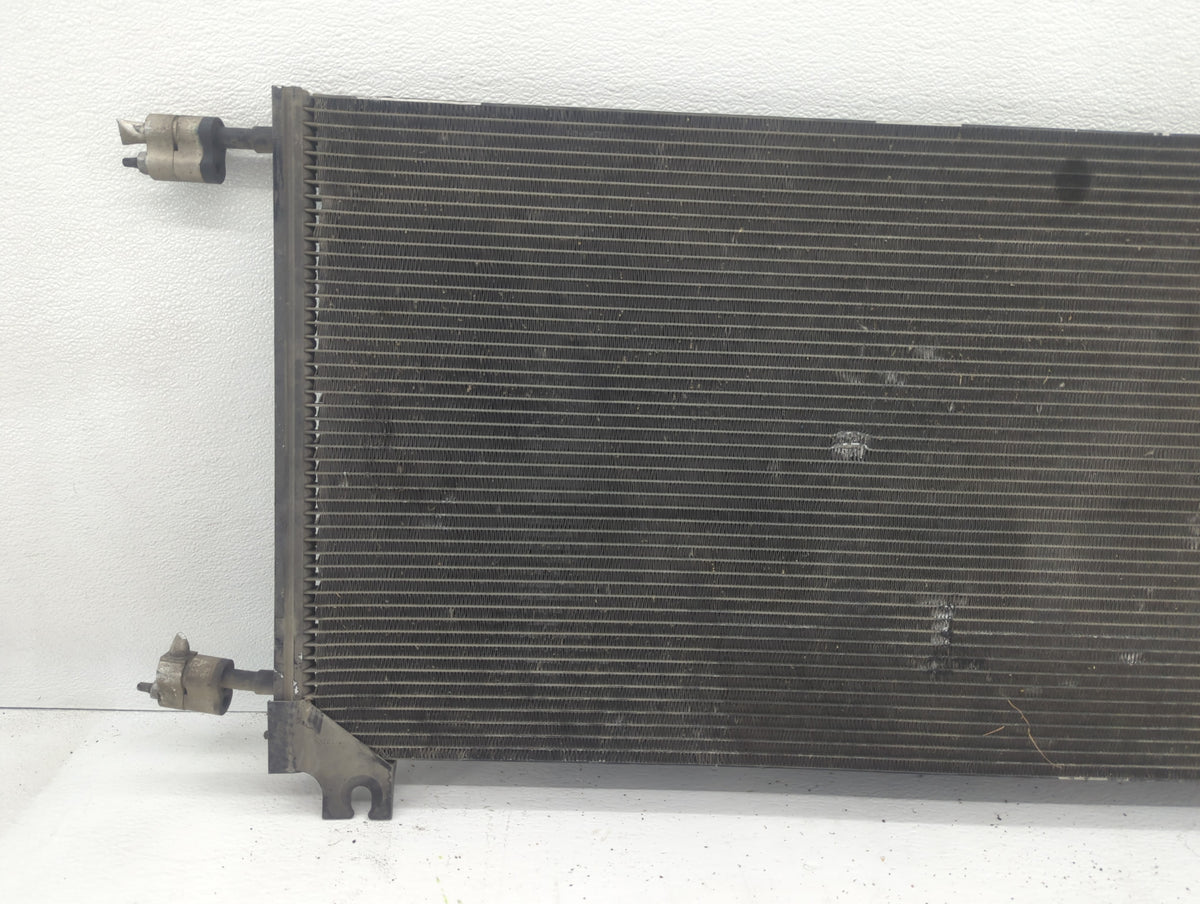 Chevrolet Tahoe Left Radiator Fan Motor Assembly 629658 - Oemusedautoparts1.com