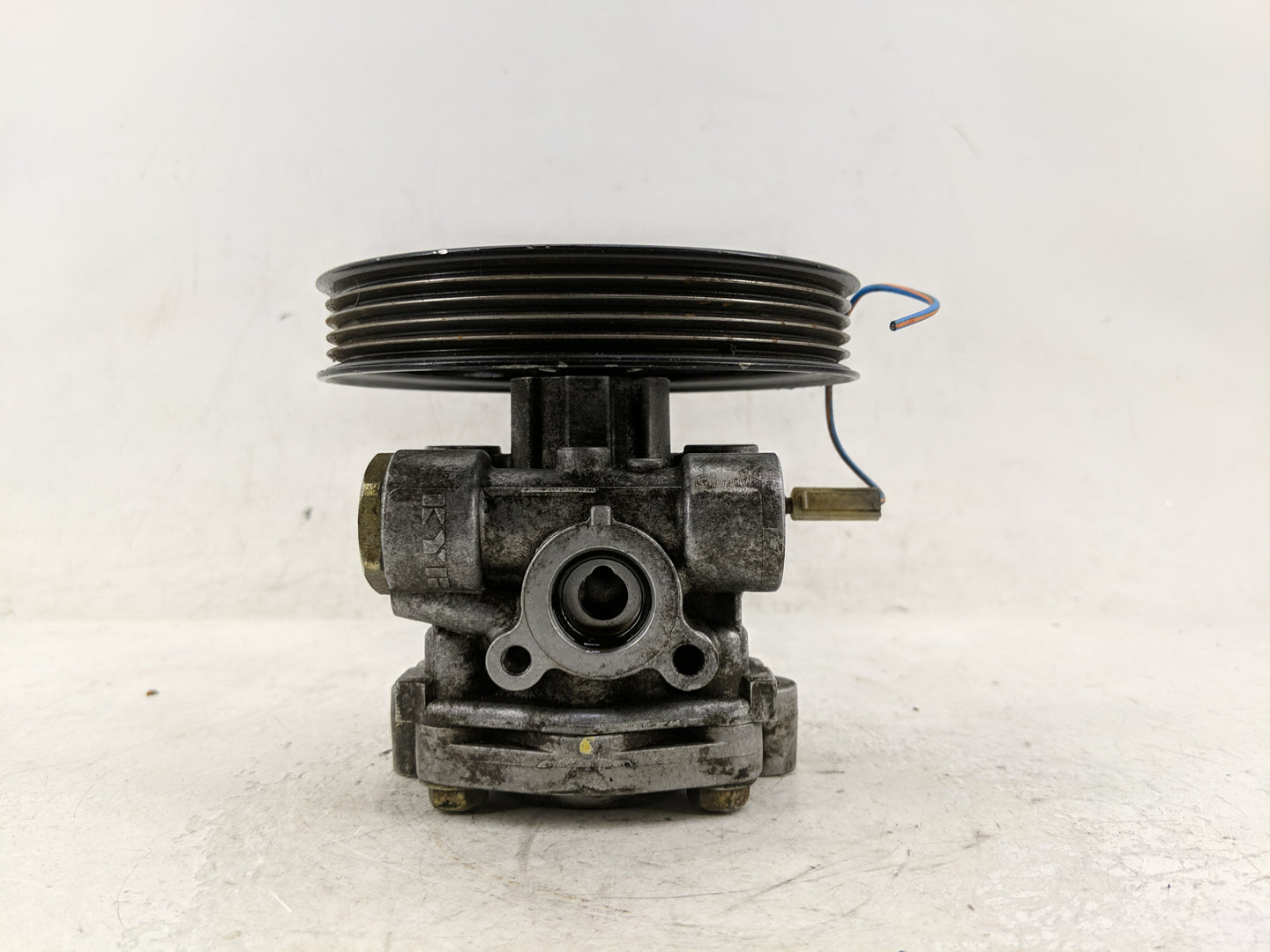 1999-2004 Chevrolet Tracker Power Steering Column Pump Oem - Oemusedautoparts1.com