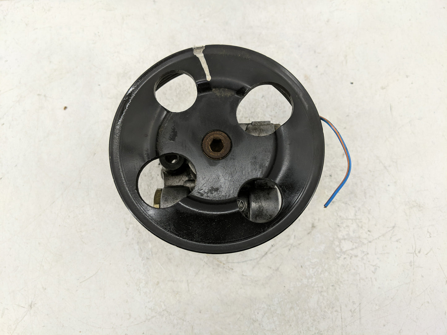 1999-2004 Chevrolet Tracker Power Steering Column Pump Oem - Oemusedautoparts1.com