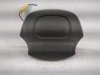 compare product 1999-2004 Chevrolet Tracker Air Bag Driver Left Steering Wheel Mounted Fits Fits 1999 2000 2001 2002 2003 2004 OEM Used Auto Parts