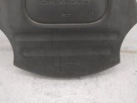 1999-2004 Chevrolet Tracker Air Bag Driver Left Steering Wheel Mounted Fits Fits 1999 2000 2001 2002 2003 2004 OEM Used Auto