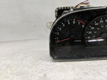 1999-2004 Chevrolet Tracker Instrument Cluster Speedometer Gauges P/N:TN257330-8010 30027420 Fits OEM Used Auto Parts