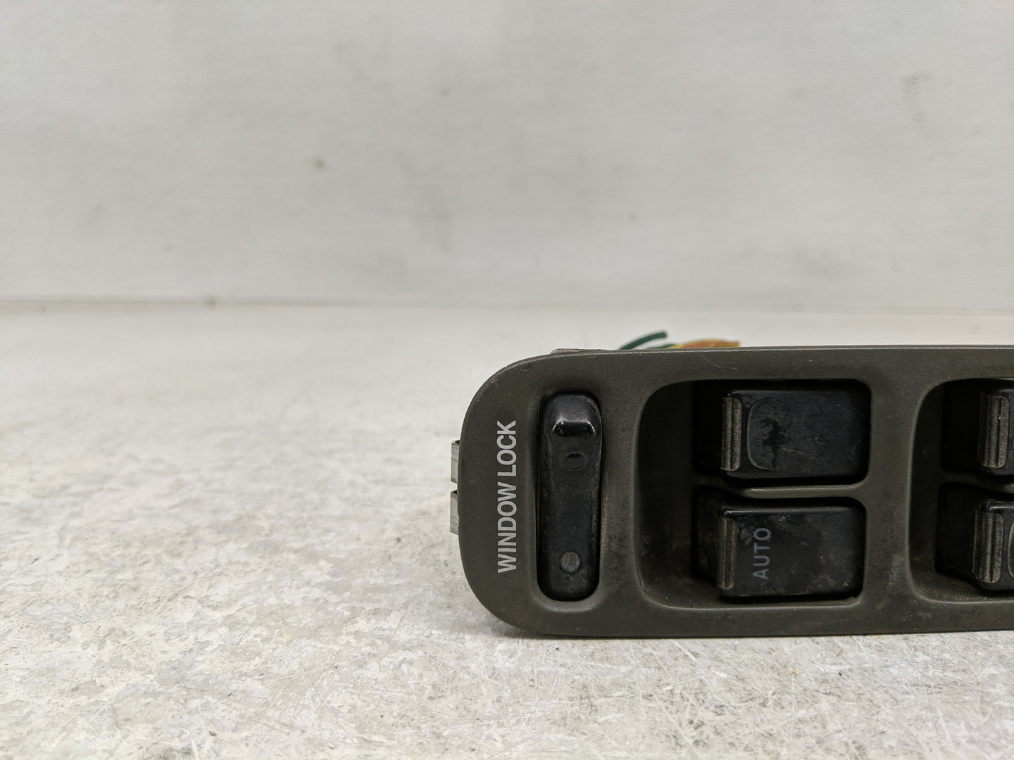 2002 Chevrolet Tracker Master Power Window Switch Replacement Driver Side Left Fits OEM Used Auto Parts - Oemusedautoparts1.