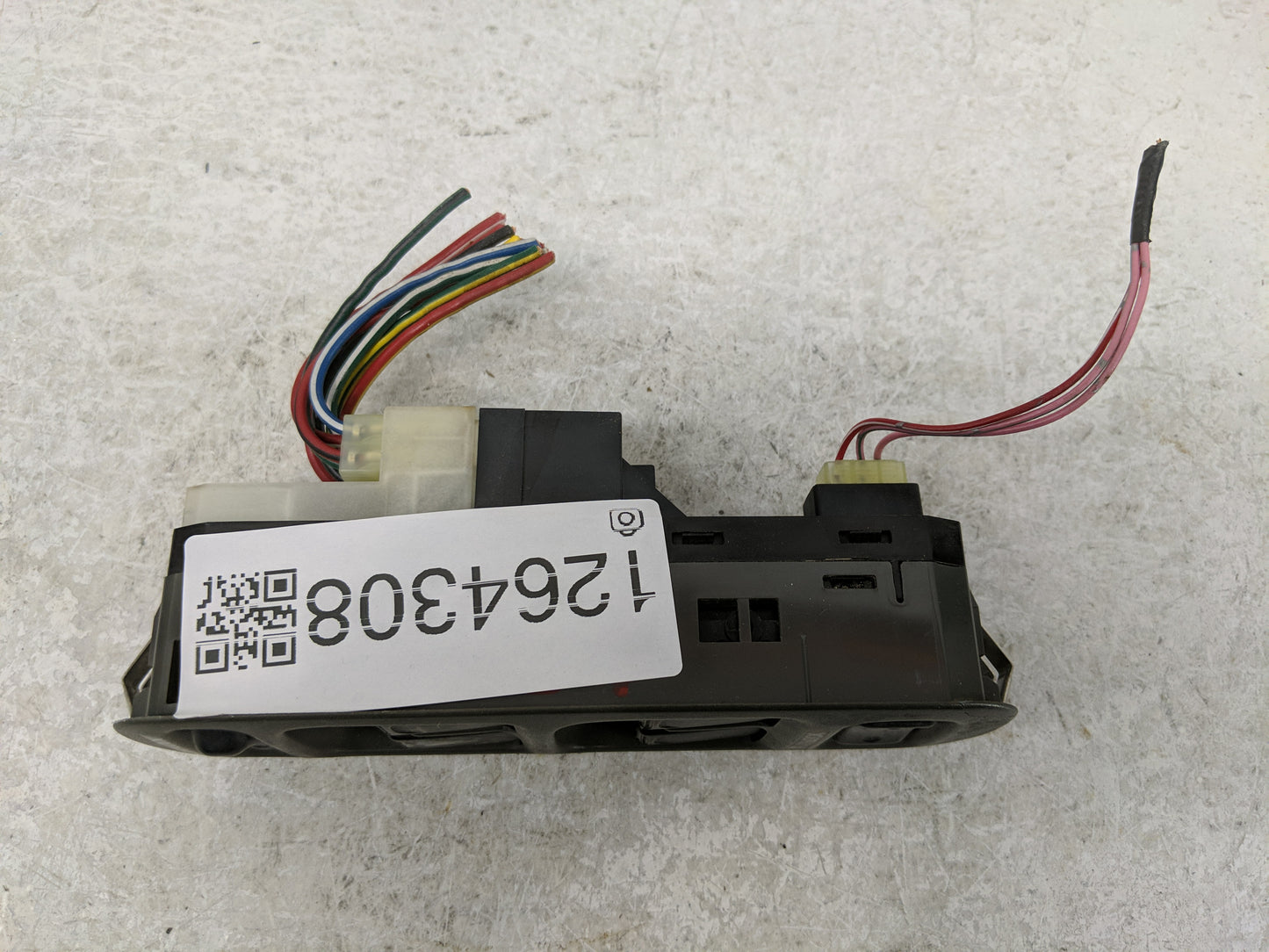 2002 Chevrolet Tracker Master Power Window Switch Replacement Driver Side Left Fits OEM Used Auto Parts - Oemusedautoparts1.