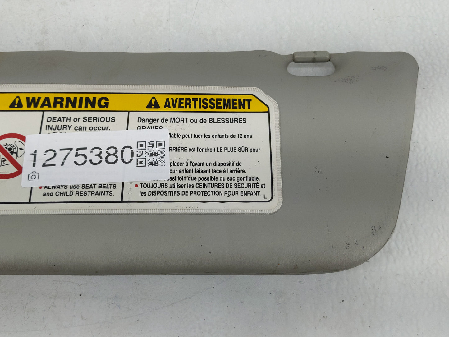 2001-2004 Chevrolet Tracker Sun Visor Shade Replacement Driver Left Mirror Fits Fits 2001 2002 2003 2004 OEM Used Auto Parts