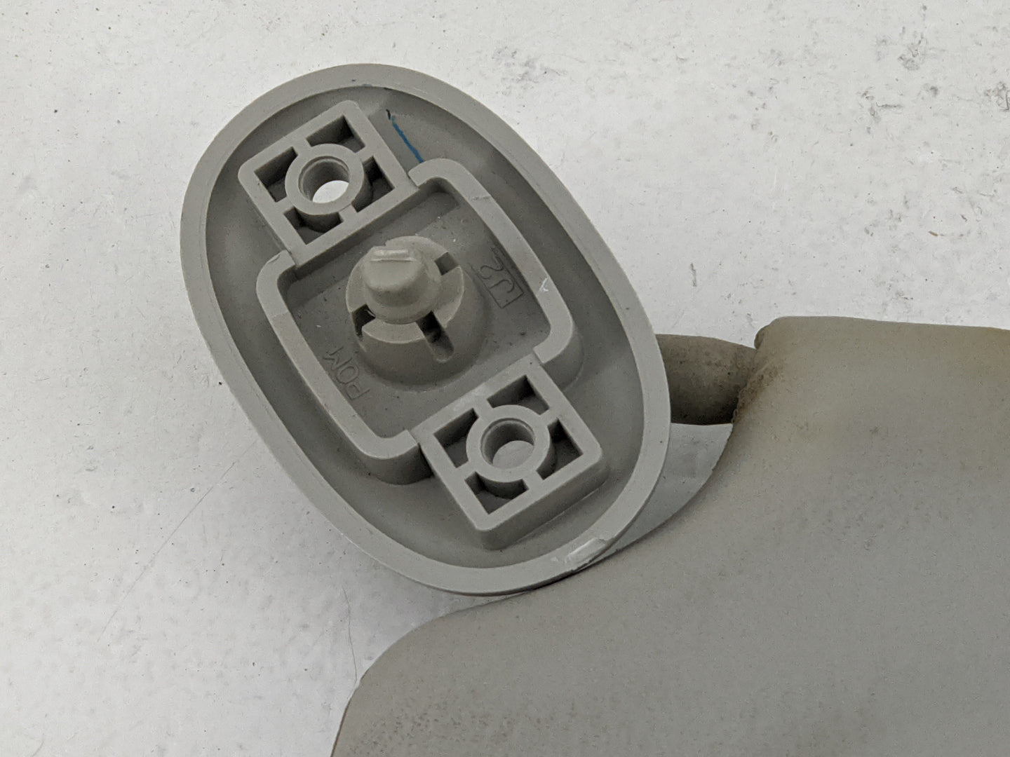 2001-2004 Chevrolet Tracker Sun Visor Shade Replacement Driver Left Mirror Fits Fits 2001 2002 2003 2004 OEM Used Auto Parts