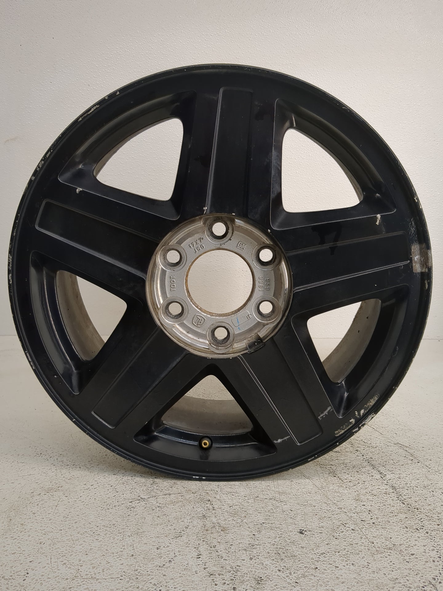 2002-2003 Chevrolet Trailblazer Oem Wheel Rim Black - Oemusedautoparts1.com