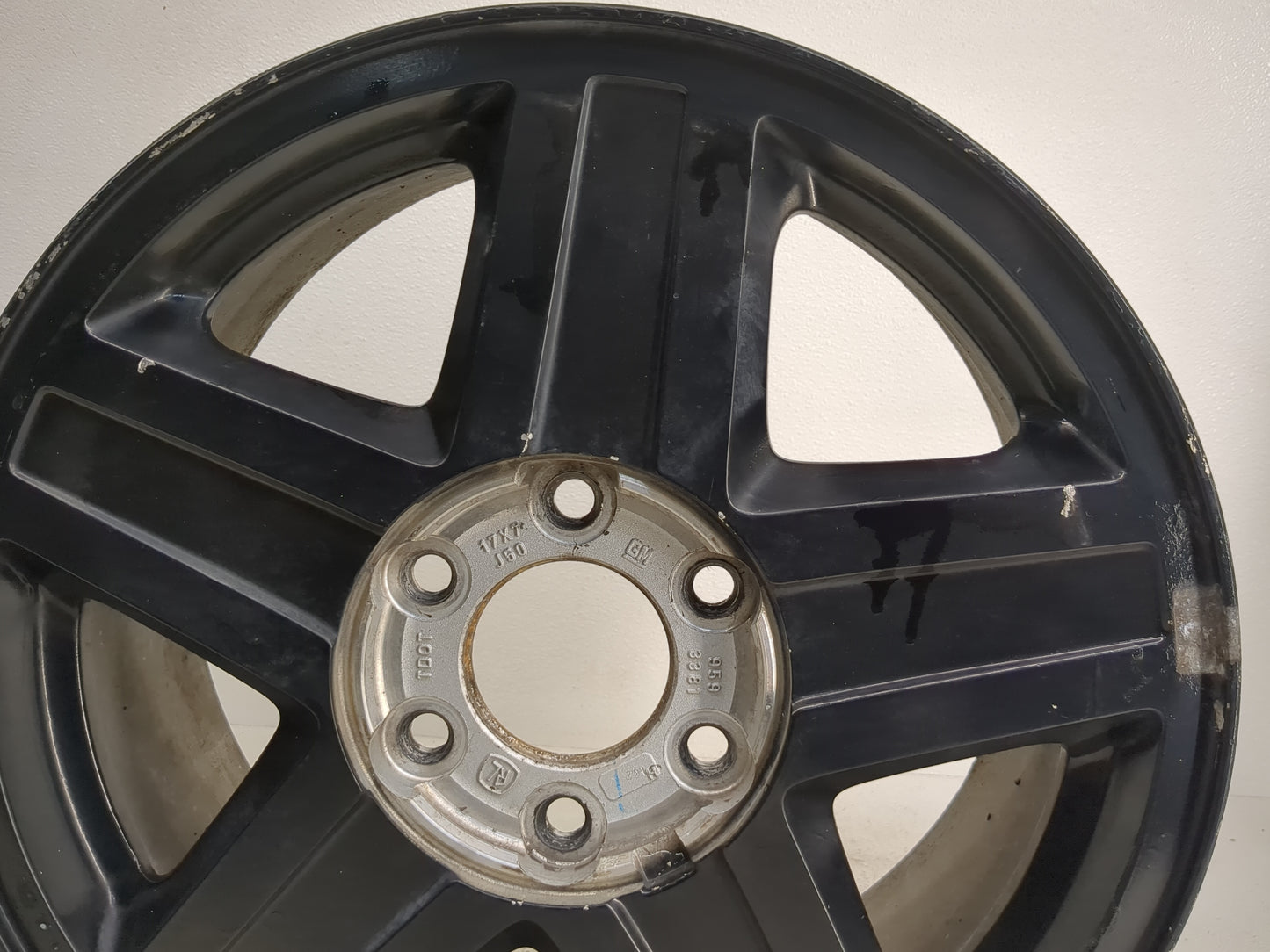 2002-2003 Chevrolet Trailblazer Oem Wheel Rim Black - Oemusedautoparts1.com