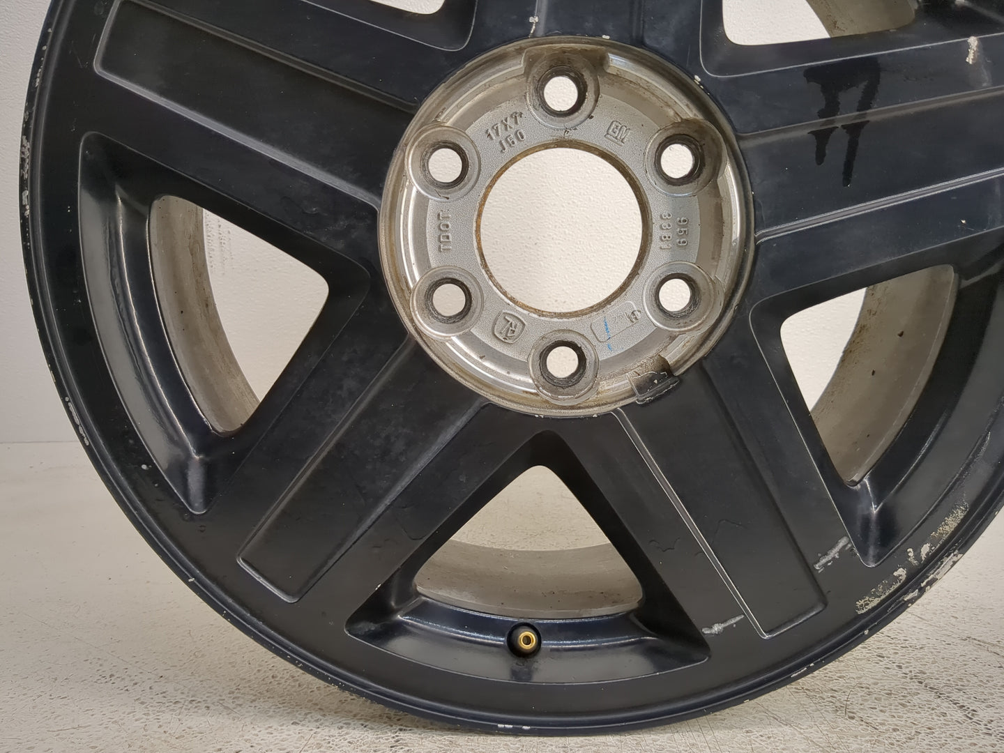 2002-2003 Chevrolet Trailblazer Oem Wheel Rim Black - Oemusedautoparts1.com